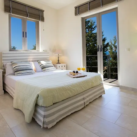 Theoni Villa